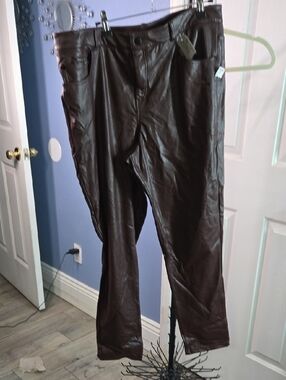 Commando Maroon Faux Leather Trouser Pants